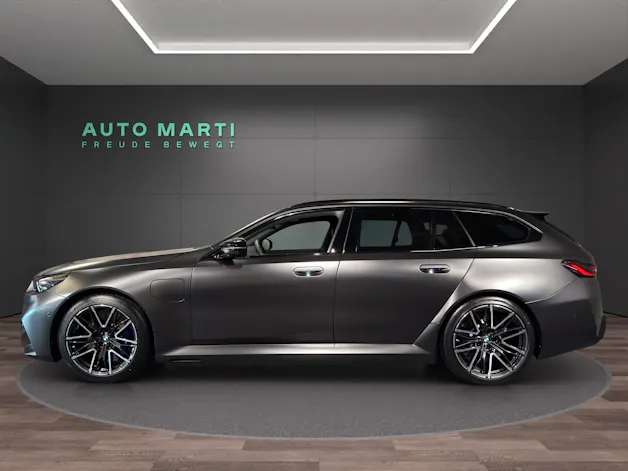 BMW M5 xDrive Touring