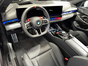 BMW M5 xDrive Touring