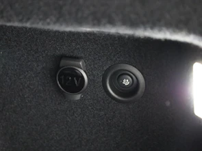 Fahrzeugbild BMW X1 23i xDrive paddles