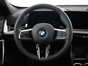 Fahrzeugbild BMW X1 23i xDrive paddles