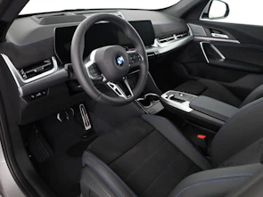 Fahrzeugbild BMW X1 23i xDrive paddles
