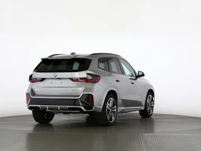 https://vehicle.imgix.net/4419748/916db74a-c2be-4b07-90c3-78a62e4e65a0.jpg