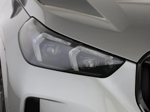 https://vehicle.imgix.net/4419748/946ec396-8503-4688-b648-8d092dc41eff.jpg