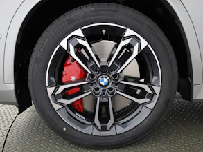 https://vehicle.imgix.net/4419748/d44b5644-7119-4531-bbab-f8c8a1322a8b.jpg