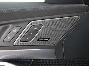 BMW X1 23i xDrive paddles