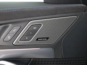 https://vehicle.imgix.net/4419748/eef5d9e2-62de-4287-aa58-3fa04d05e329.jpg