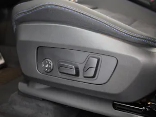 BMW X1 23i xDrive paddles