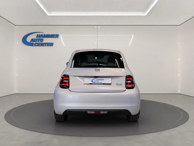 Fiat 500 La Prima