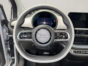 FIAT 500 La Prima