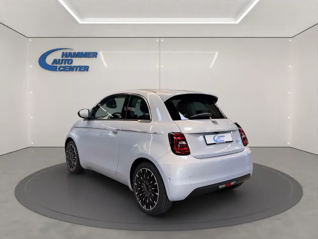 Fiat 500 La Prima