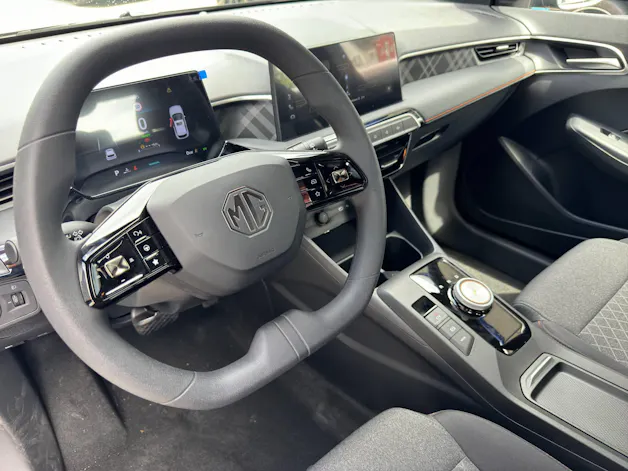 MG 3 1.5 Hybrid+ Luxury
