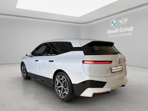 BMW iX xDrive40