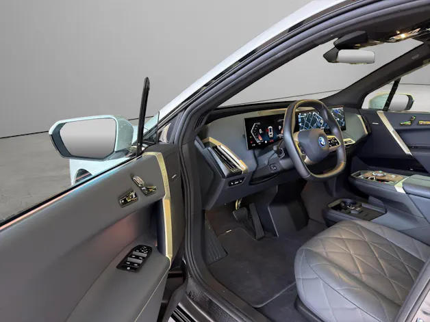 BMW iX xDrive40