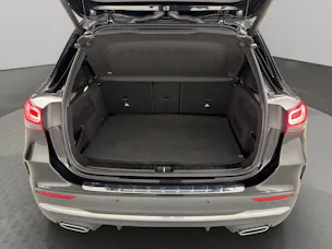 MERCEDES-BENZ GLA 250 AMG Line 4matic