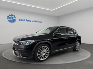 MERCEDES-BENZ GLA 250 AMG Line 4matic
