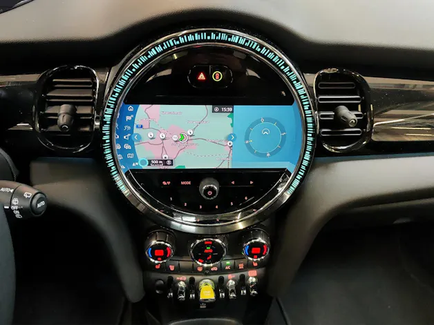 MINI F56 Cooper SE