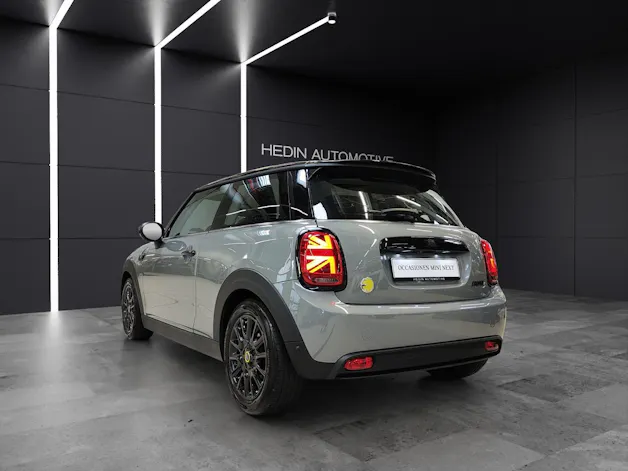 MINI F56 Cooper SE