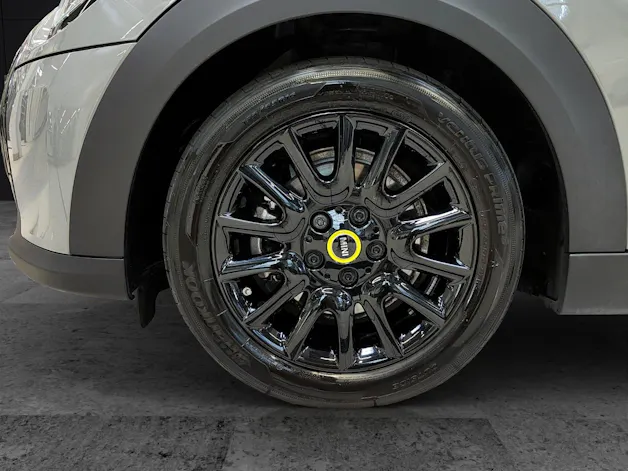 MINI F56 Cooper SE