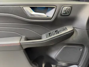 FORD Kuga 2.5 Hybrid ST-Line X 4x4