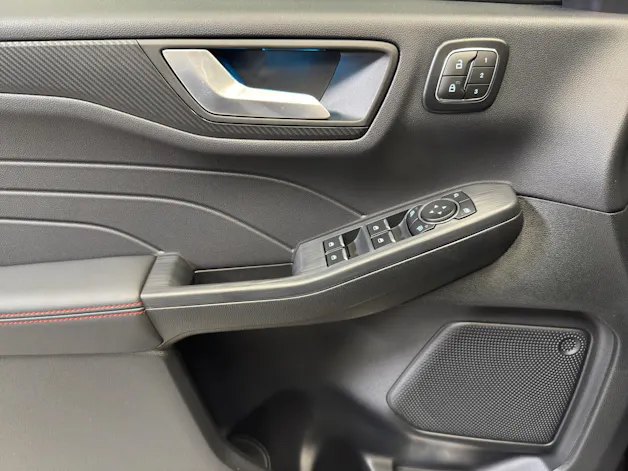Ford Kuga 2.5 Hybrid ST-Line X 4x4