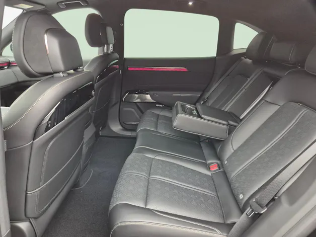 ZEEKR 7X Privilege AWD - ab 1.29% Leasing