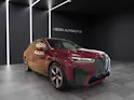 BMW iX xDrive40 SPORTPAKET Attraktiven Leasingzinssatz ab 1,9 % bei Abschluss einer BMW Fahrzeugversicherung.