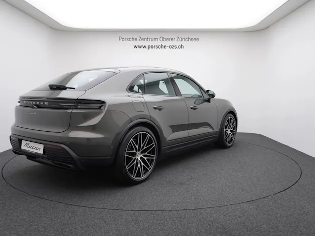 Porsche Macan 4