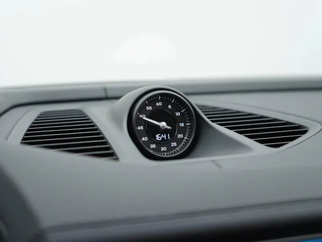 Porsche Macan 4