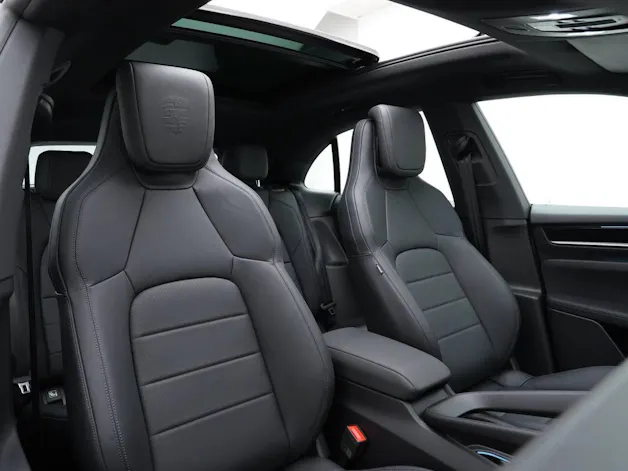 Porsche Macan 4