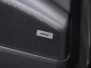 PORSCHE Macan 4
