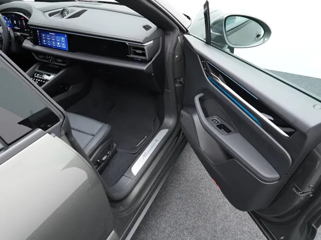 Porsche Macan 4