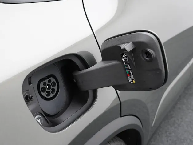 Porsche Macan 4