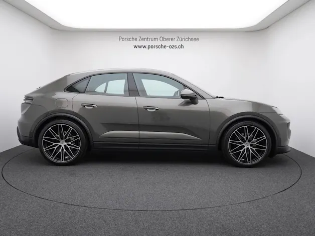 Porsche Macan 4