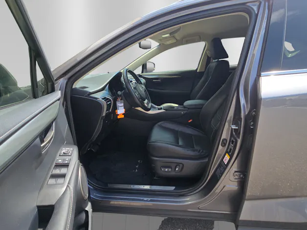Lexus NX 300h Comfort