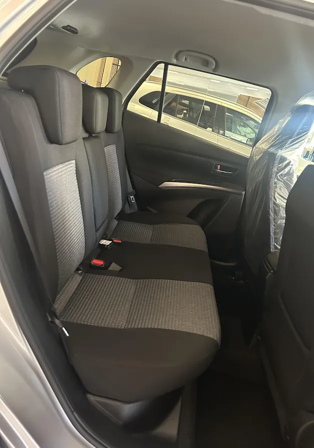 Suzuki S-Cross 1.4 T Piz Sulai Hybrid 4x4 4 ROUES HIVER OFFERT