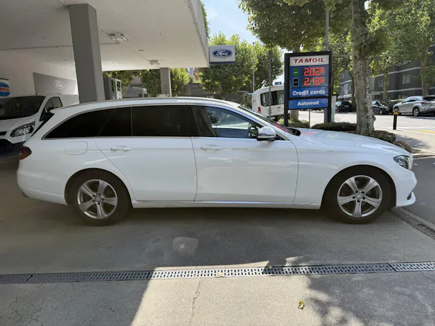 Mercedes-Benz E-Klasse S213 Kombi E 220 d Av