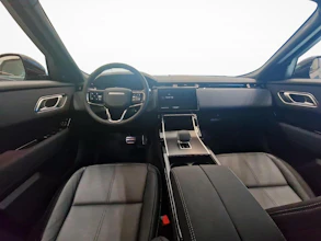 https://vehicle.imgix.net/4419878/6d8087c0-11ca-4f37-a6dd-f33165269125.jpg
