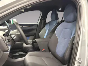 VOLVO EX30 E60 Plus Swiss Black Edition