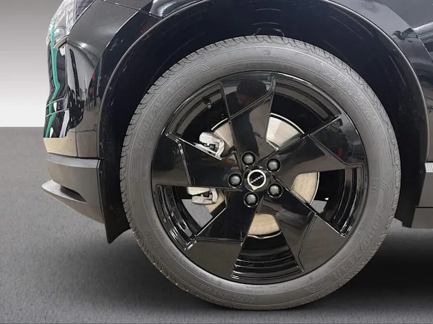 VOLVO EX30 E60 Plus Swiss Black Edition