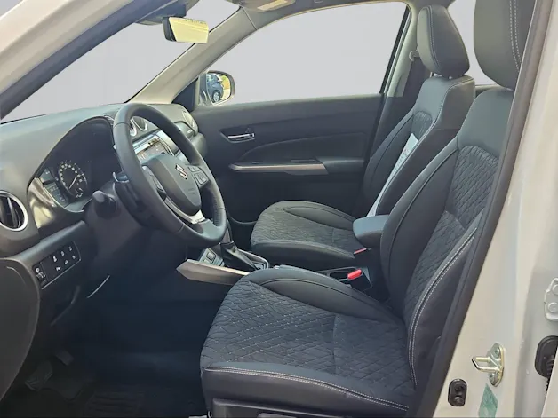 Suzuki Vitara 1.4 T Piz Sulai Top Hybrid 4x4