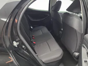 Toyota Yaris 1.5 VVT-i HSD Trend