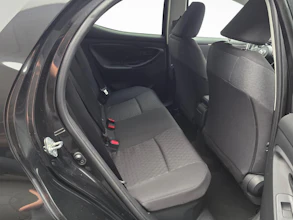 https://vehicle.imgix.net/4419934/55c6dab6-b9f0-4487-a4e2-1a7be655473c.jpg