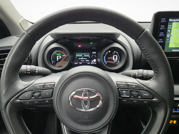 Toyota Yaris 1.5 VVT-i HSD Trend