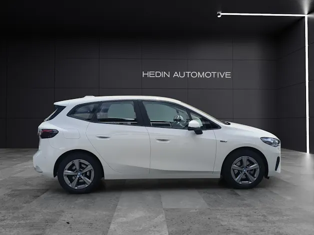 BMW 225e xDrive Active Tourer