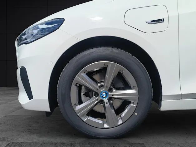 BMW 225e xDrive Active Tourer