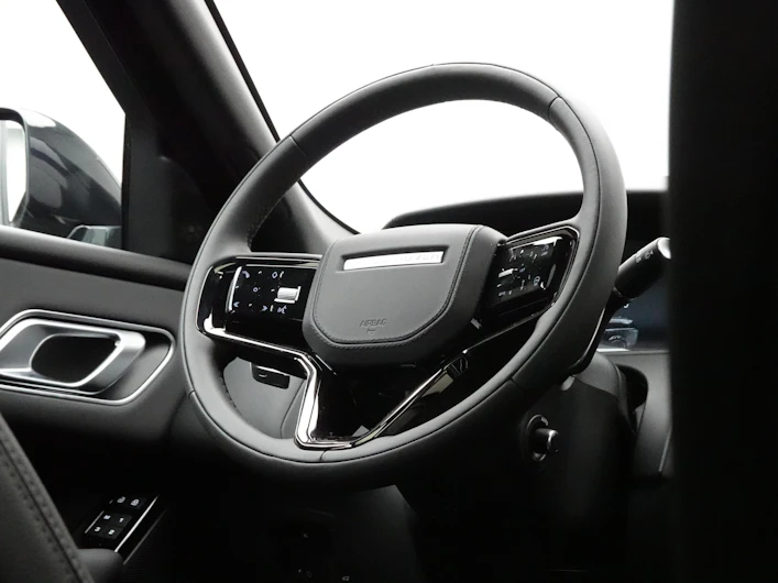 Fahrzeugbild LAND ROVER RANGE ROVER VELAR
