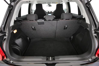 https://vehicle.imgix.net/4420000/5f9a8816-2bb0-4ed3-86c9-65ff43b2648b.jpg