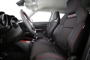image du véhicule SUZUKI Swift 1.4 T Sport Compact Top Hybrid