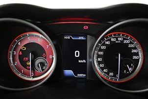 image du véhicule SUZUKI Swift 1.4 T Sport Compact Top Hybrid