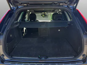 VOLVO XC60 2.0 T8 TE Ultimate Dark eAWD